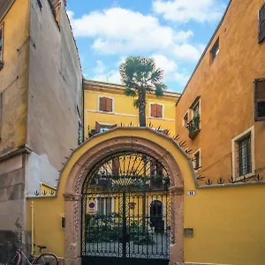 Amanti 11 Apartment Verona